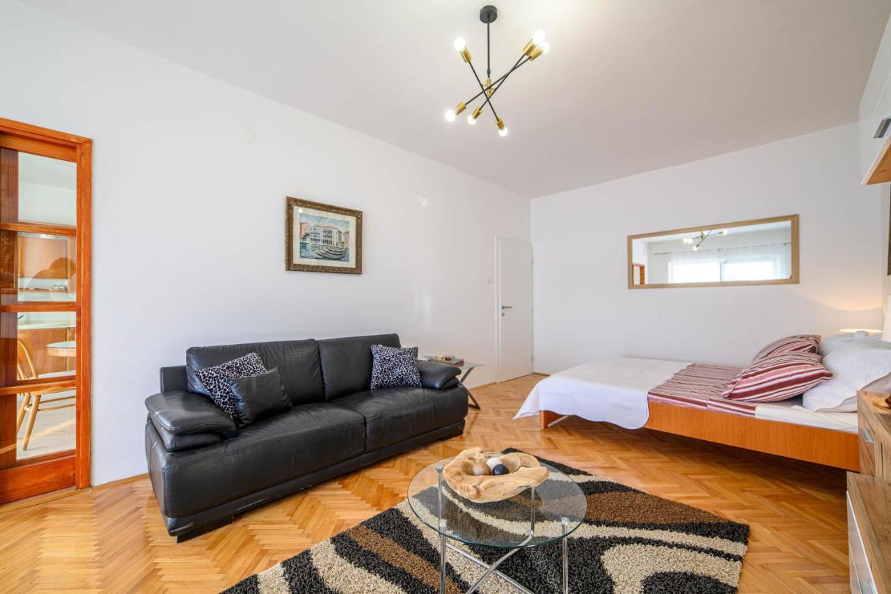 Zablaće Apartments Branka מראה חיצוני תמונה